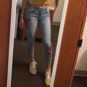 PacSun Embroidered Ankle Jeans